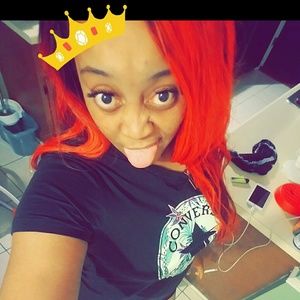 Meet your Posher, Camillia